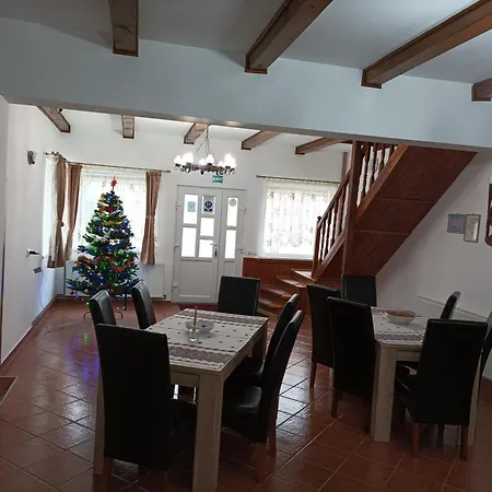 Casa Oalpem Risnov